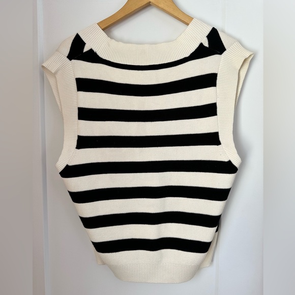 Dynamite sweater vest, size M, cream and black - Picture 2 of 4